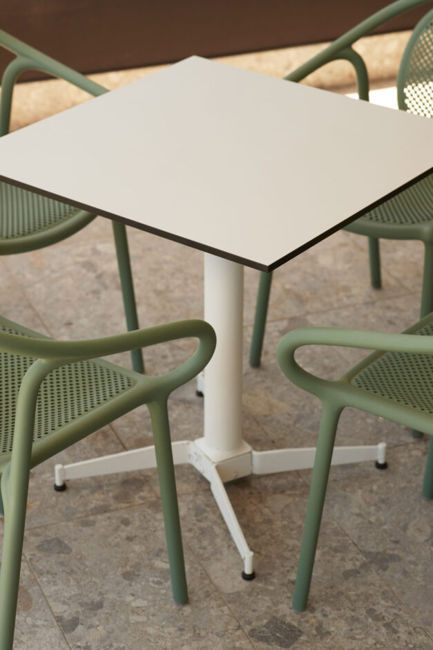 NOROCK's Parkway Table Base in White