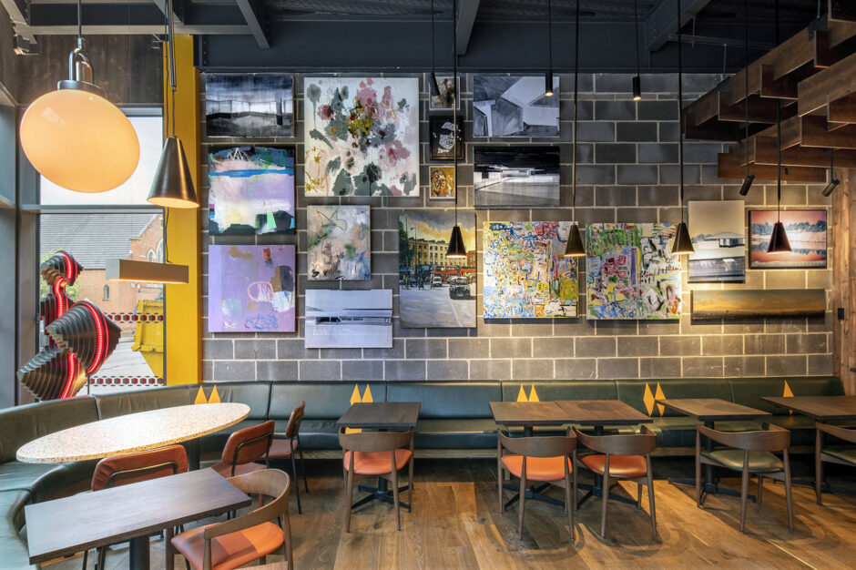 Nando's Addelstone UK featuring NOROCK Parkway self-stabilising table bases
