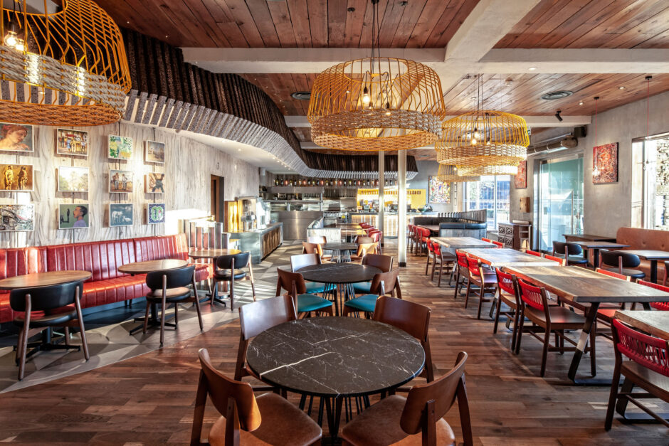 Nando's Dudley Birmingham by Harrison featuring NOROCK's Parkway self-stabilising table bases